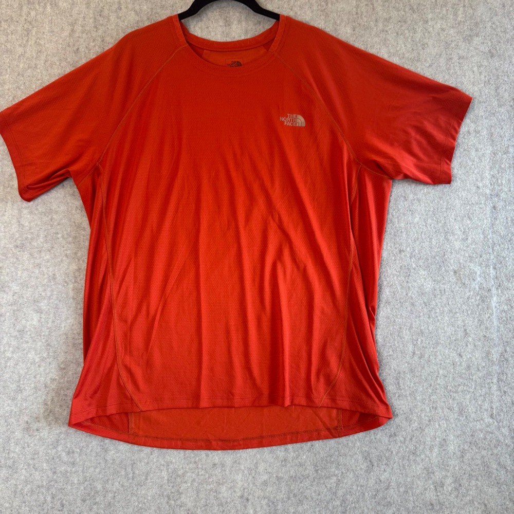 The North Face FlashDry Performance T-Shirt Mens XL Orange Regular Fit Athletic